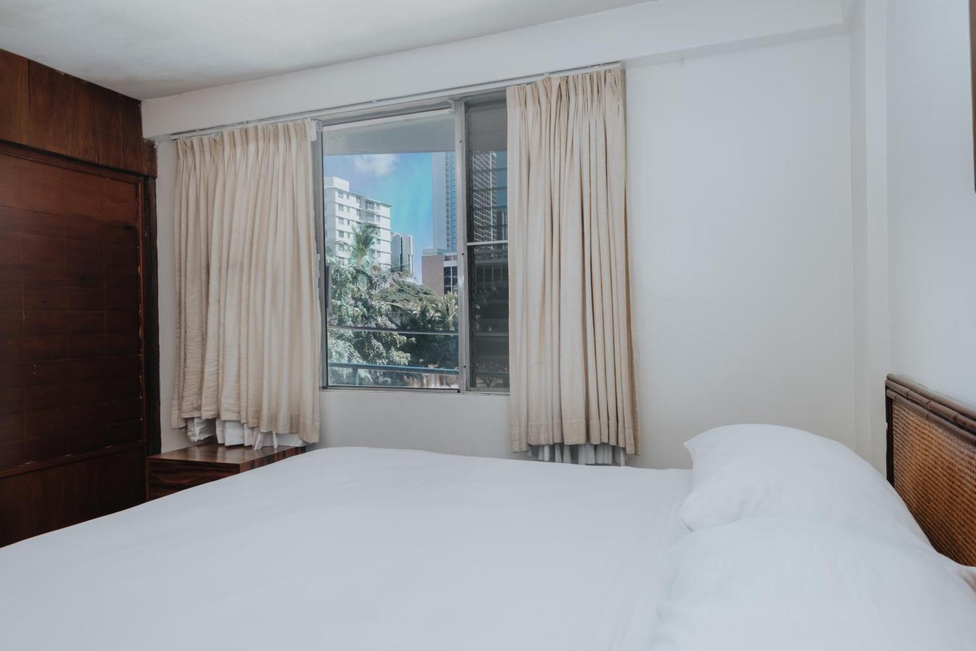 Royal Grove Waikiki Hotel Honolulu Bagian luar foto